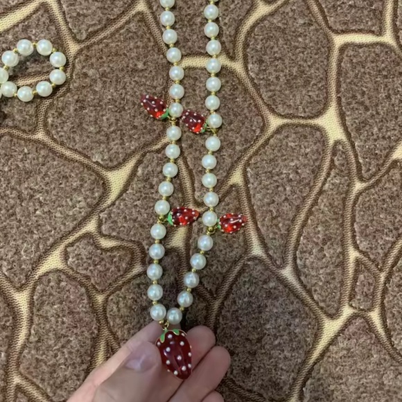 Red Strawberry Pearl 18K Gold Stainless Steel Waterproof Necklace - Picture 7 of 7